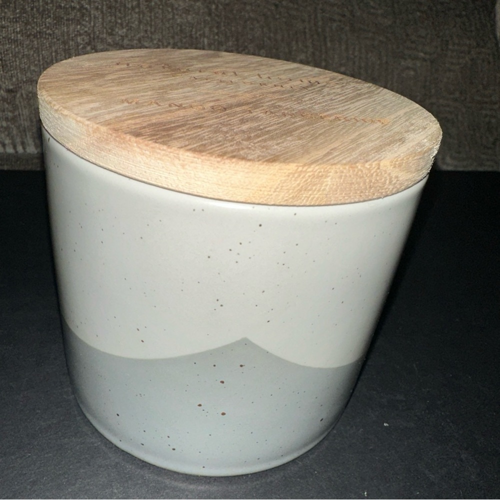 SAND & FOG Natural Home Mango Tangerine Candle 9.5 oz 1 Wick